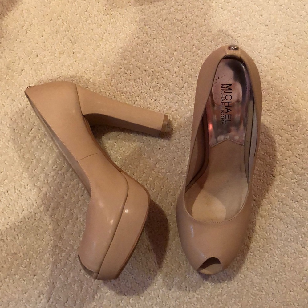 Michael Kors Peep Toe Nude Pumps